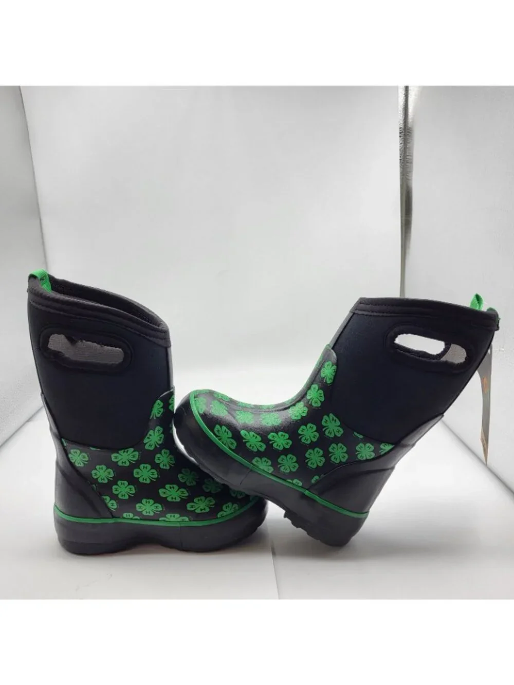 BOGS Unisex Kids' 4-H Farm Boot SZ 9 lChilds New Chore Rain boots